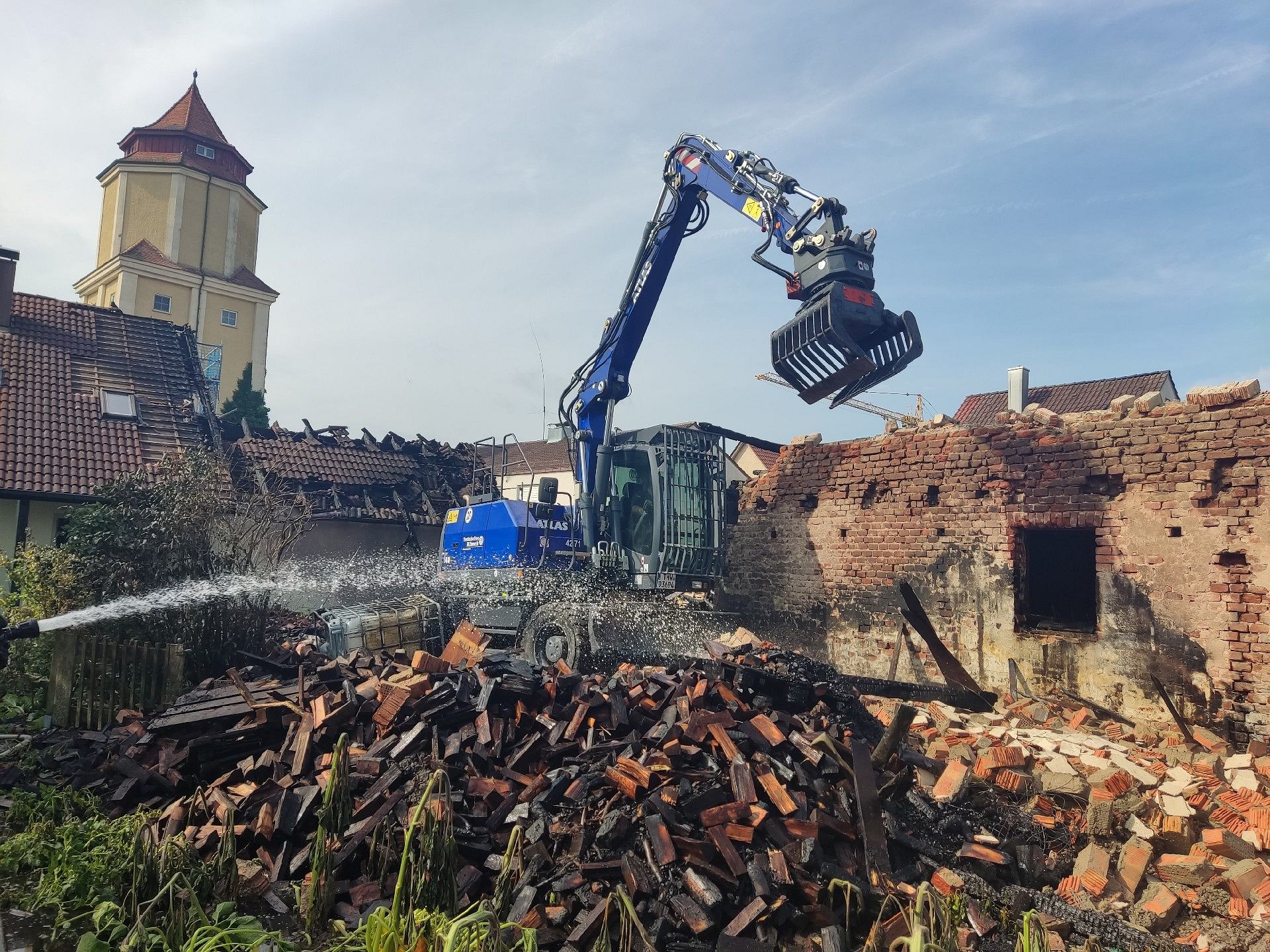 Unterstützung der Feuerwehr bei Brand in Wiblingen