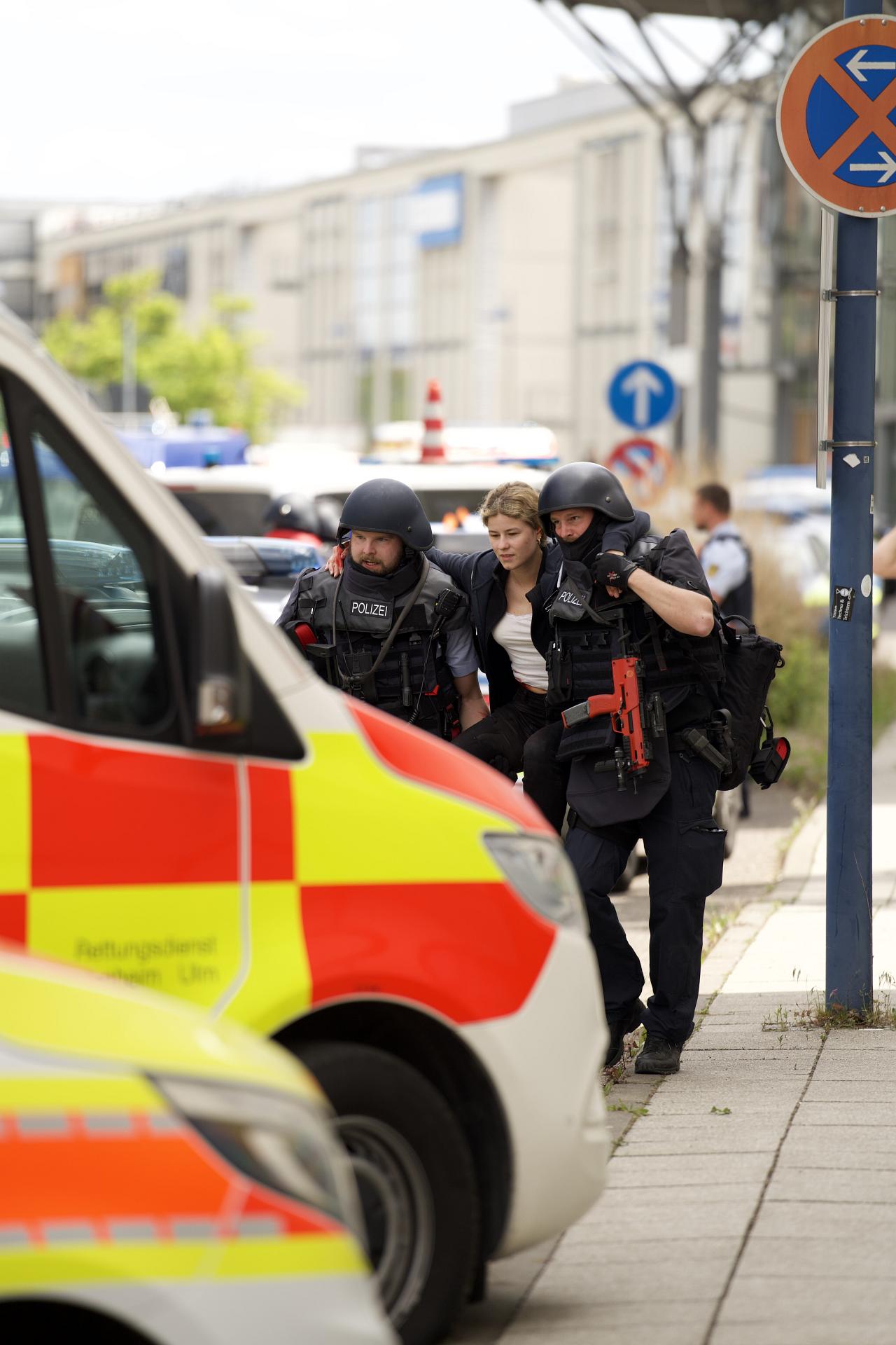 Gemeinsame Großübung MANV/E in Ulm