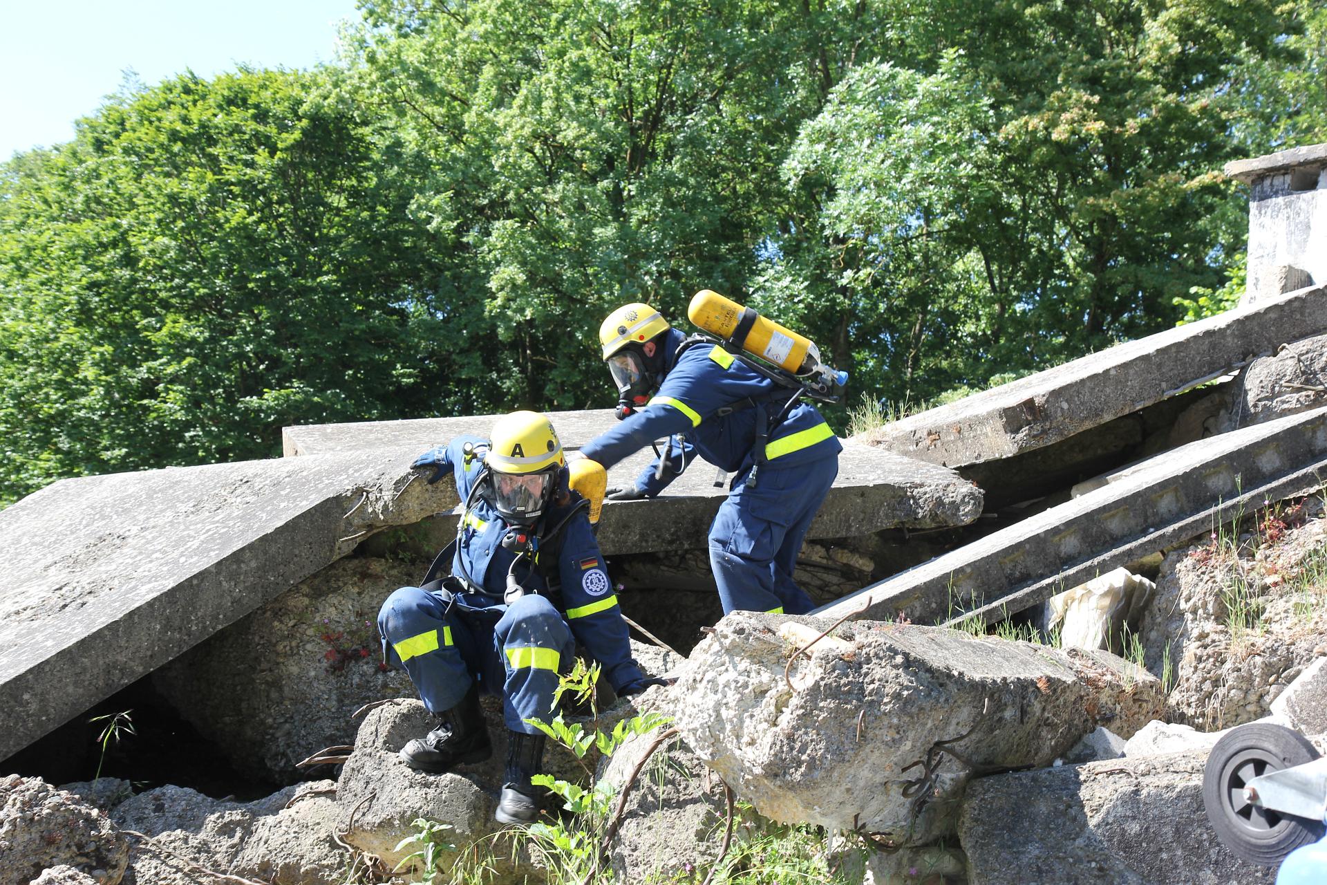 Atemschutz unter Belastung: Einsatzbereitschaft unter realen Bedingungen geübt